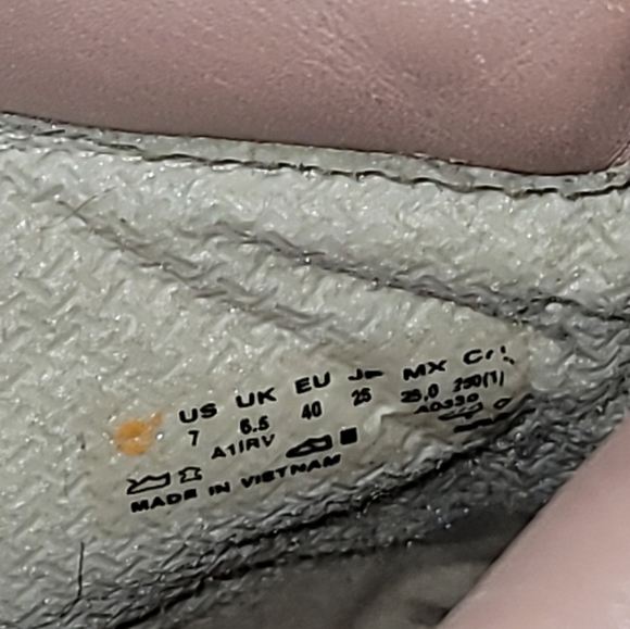 Timberland Premium Waterproof Boots - Picture 11 of 12